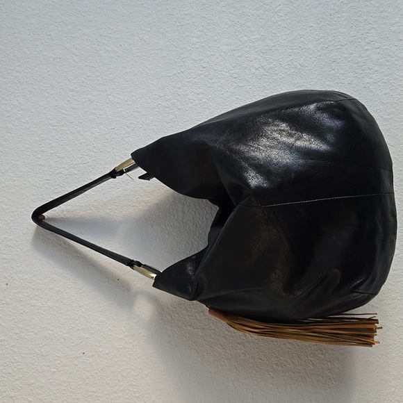 HOBO Elegant Black Leather Hobo Bag WITH TASSEL - Picture 4 of 16